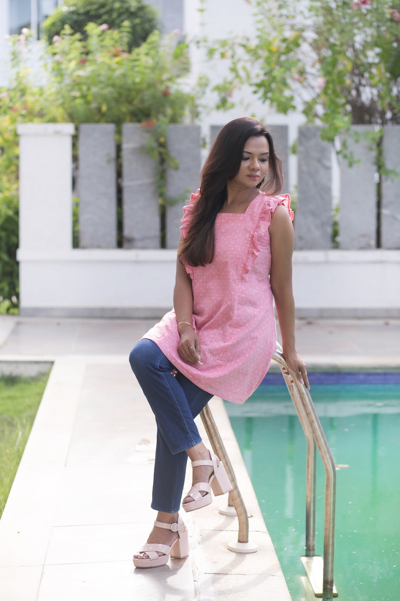 BLUSHING Sleeveless Top