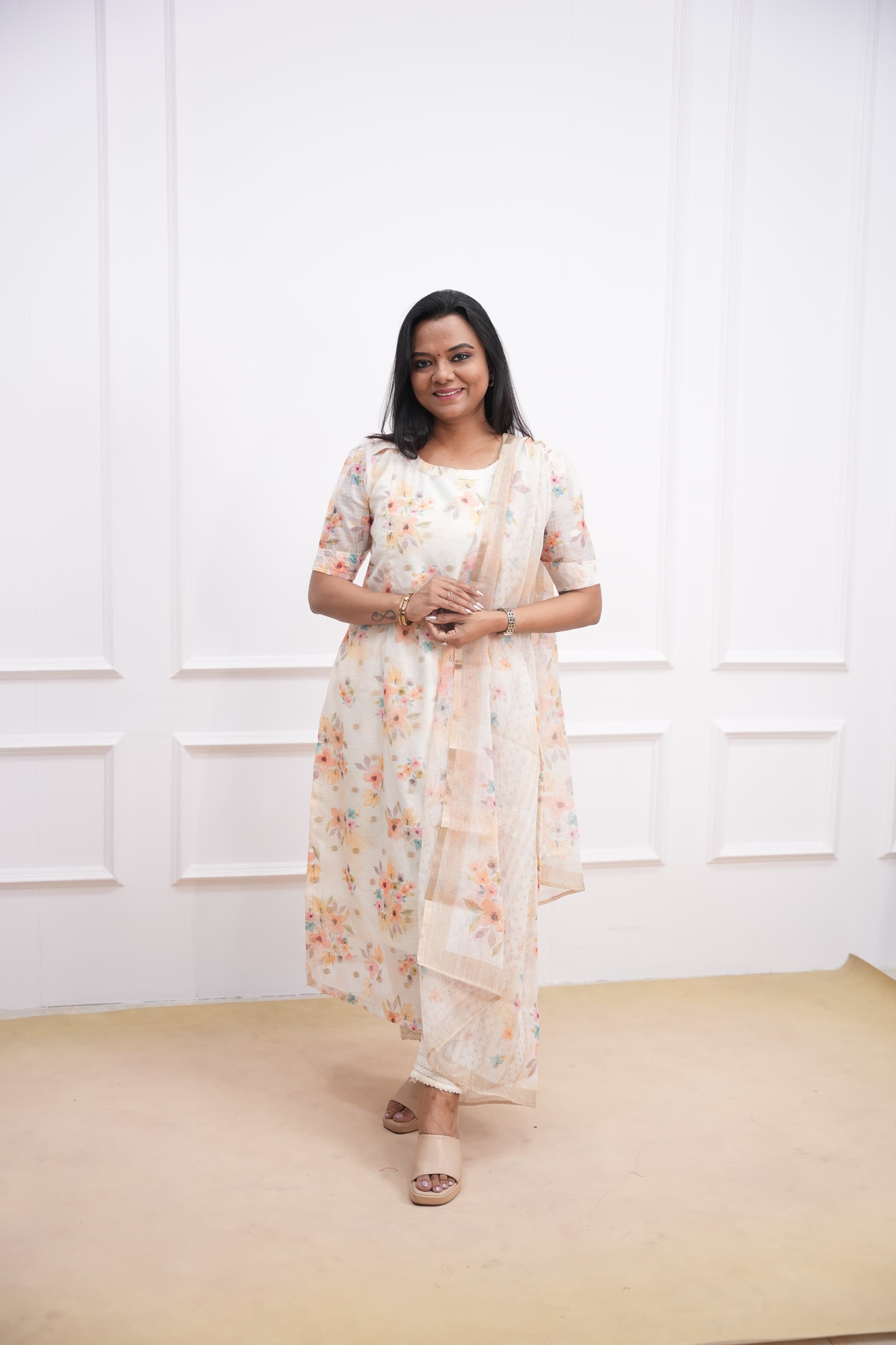 Peach Poem Maternity Feeding Top and Dupatta