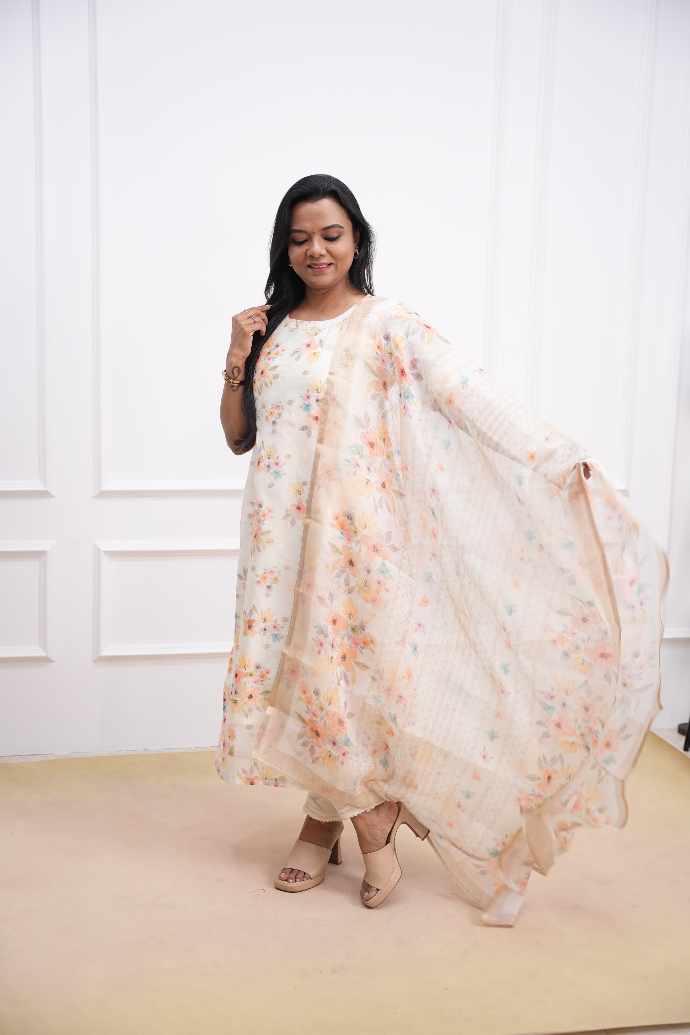 Peach Poem Maternity Feeding Top and Dupatta