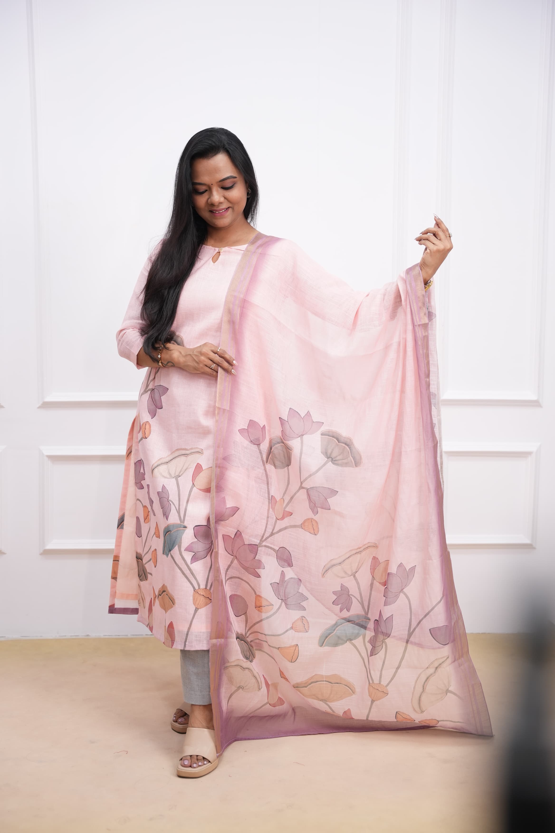 Painted Petals Maternity Feeding Top and Dupatta