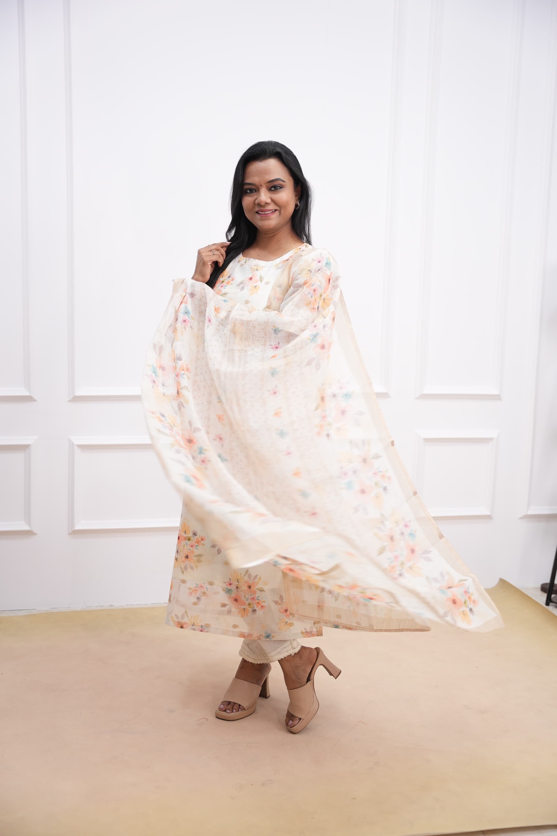 Peach Poem Maternity Feeding Top and Dupatta