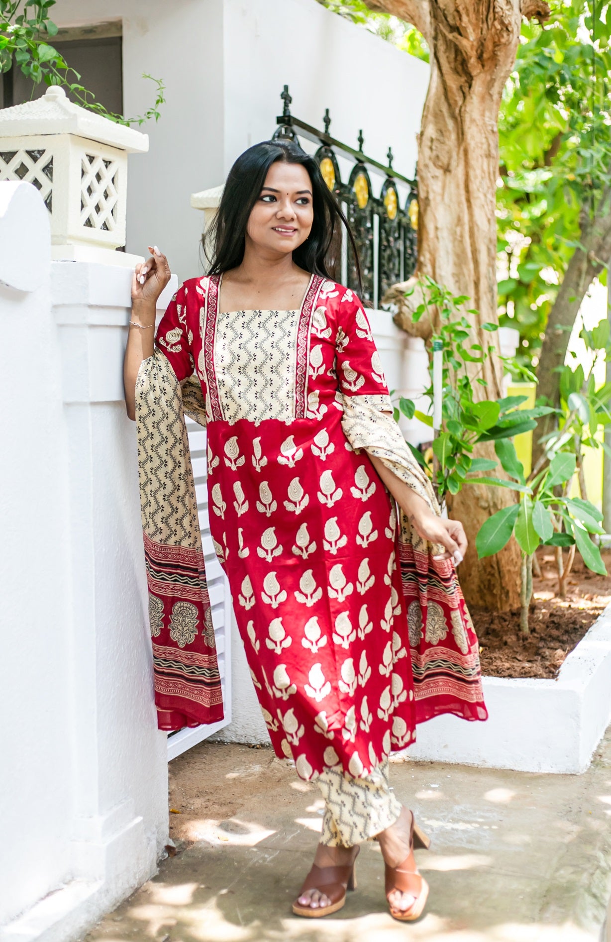 Red Ishq Feeding Salwar Set