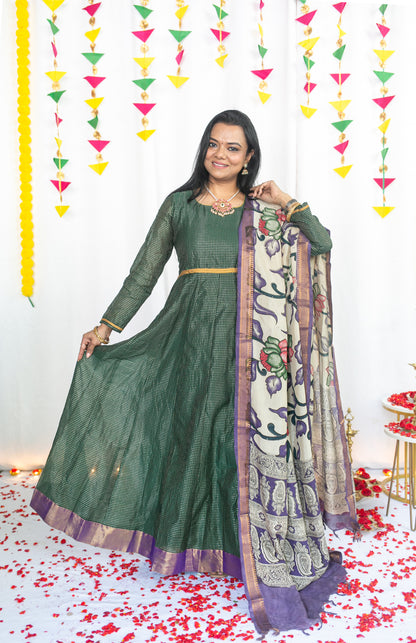 Pachaikili Maternity Feeding Anarkali And Dupatta