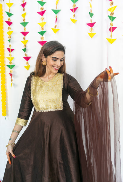 Moongil Maternity Feeding Anarkali Set