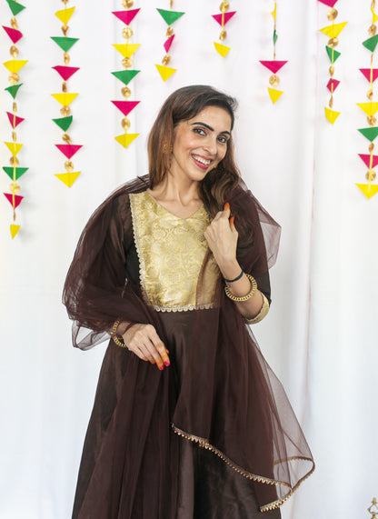 Moongil Maternity Feeding Anarkali Set