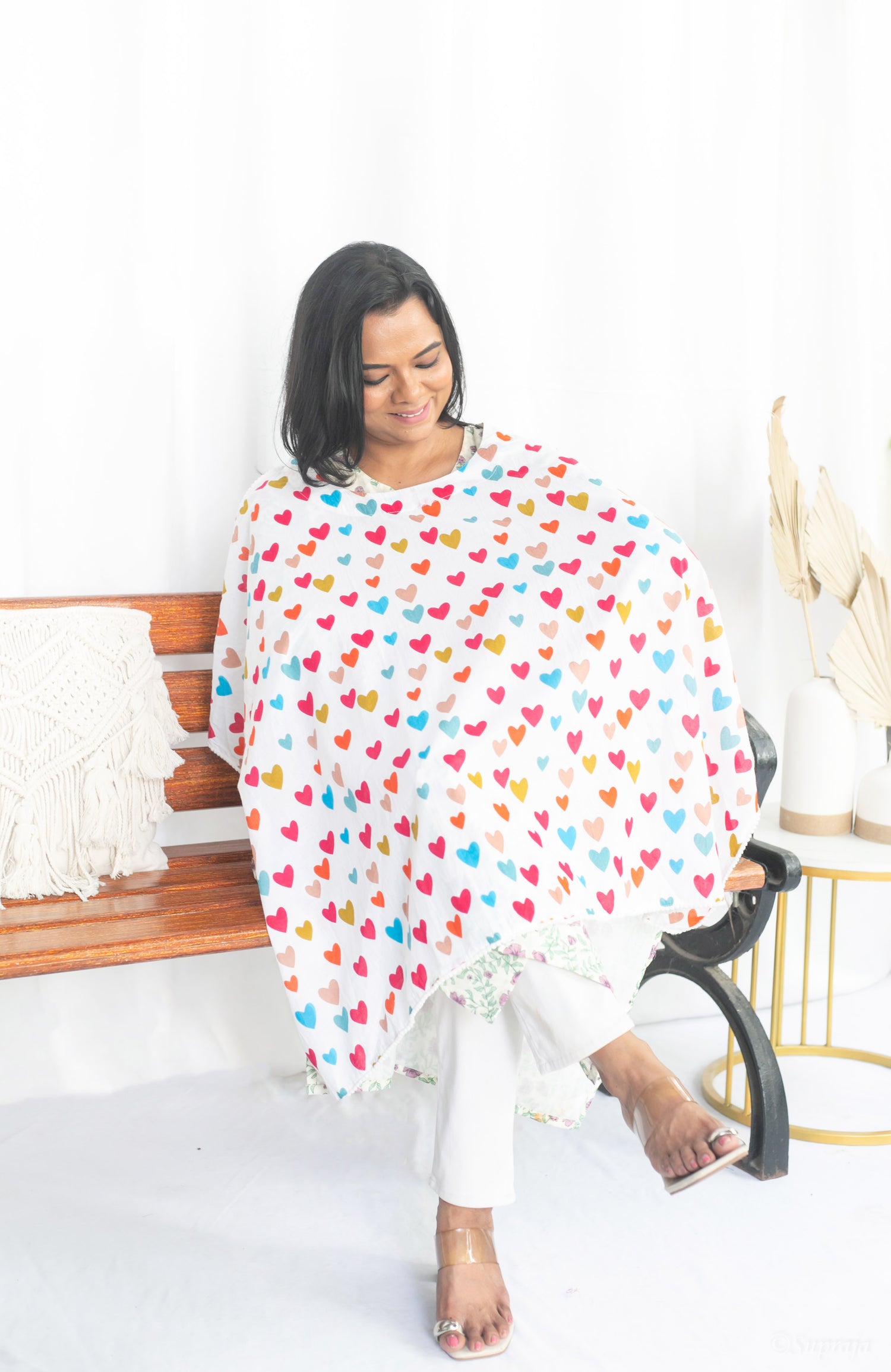 Hearty Feeding Apron