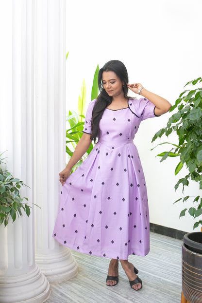 Queen of Spade Maternity Feeding Dress