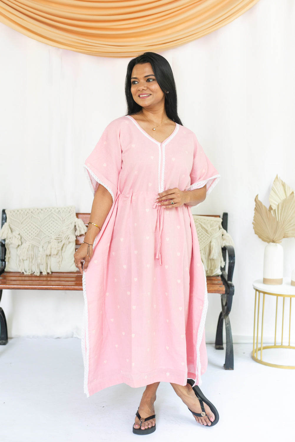 Hearty Blush Feeding kaftan