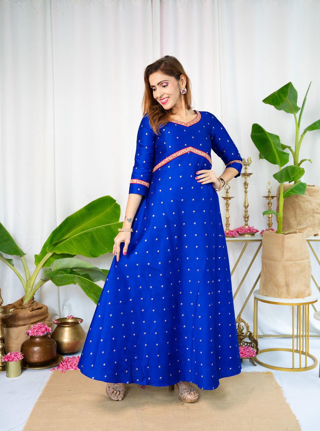 Diya - Maharani Feeding Maxi