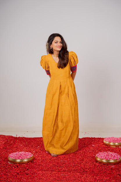Manjal Veyil Maternity Feeding Maxi