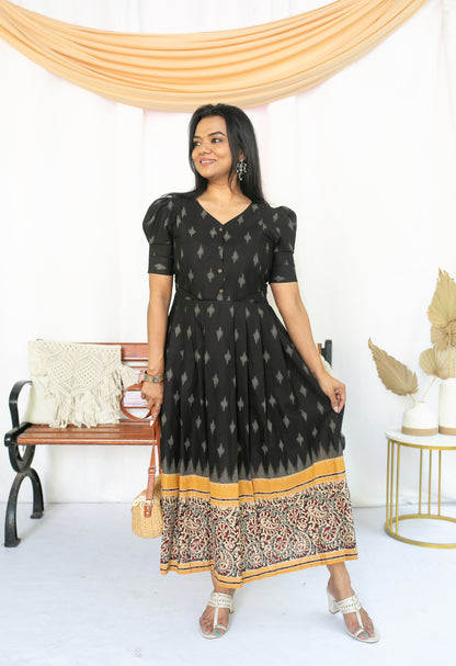 Cinnamon Maternity Feeding Frock