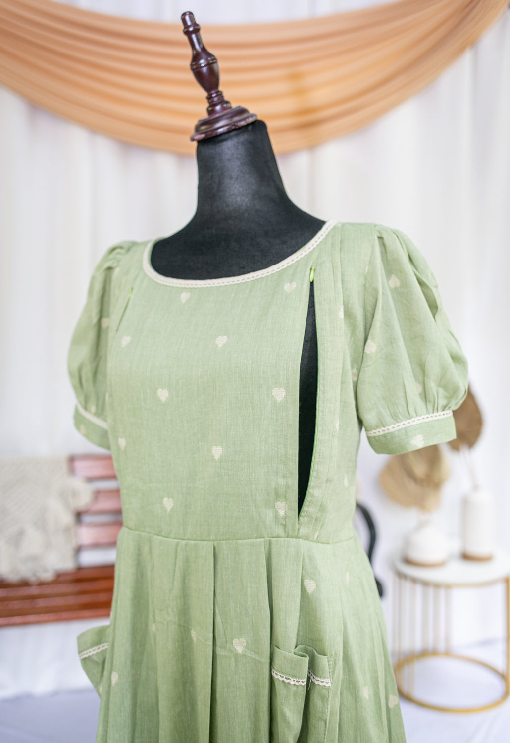 Grateful Maternity Feeding Frock