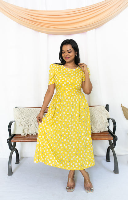 Daisy Dot Zipless Feeding Dress