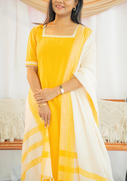 My Sunny Day Maternity Feeding Salwar Set