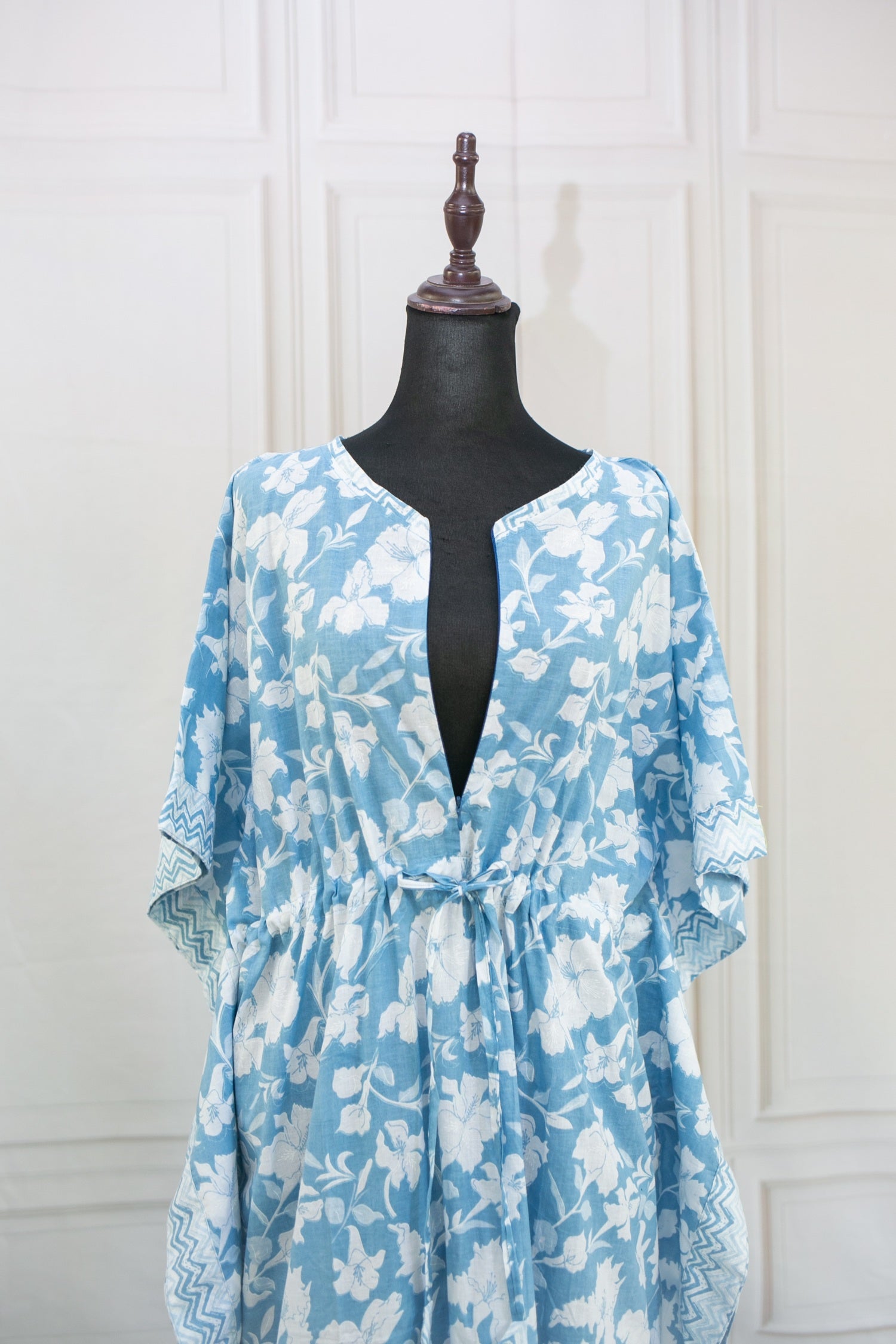 Misty Dew Feeding Kaftan