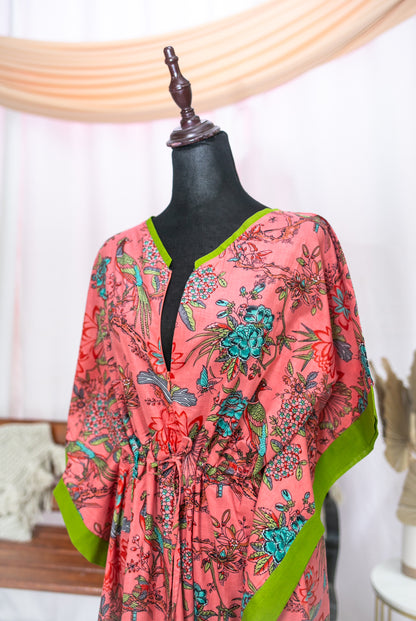 Peach Parrot Feeding kaftan