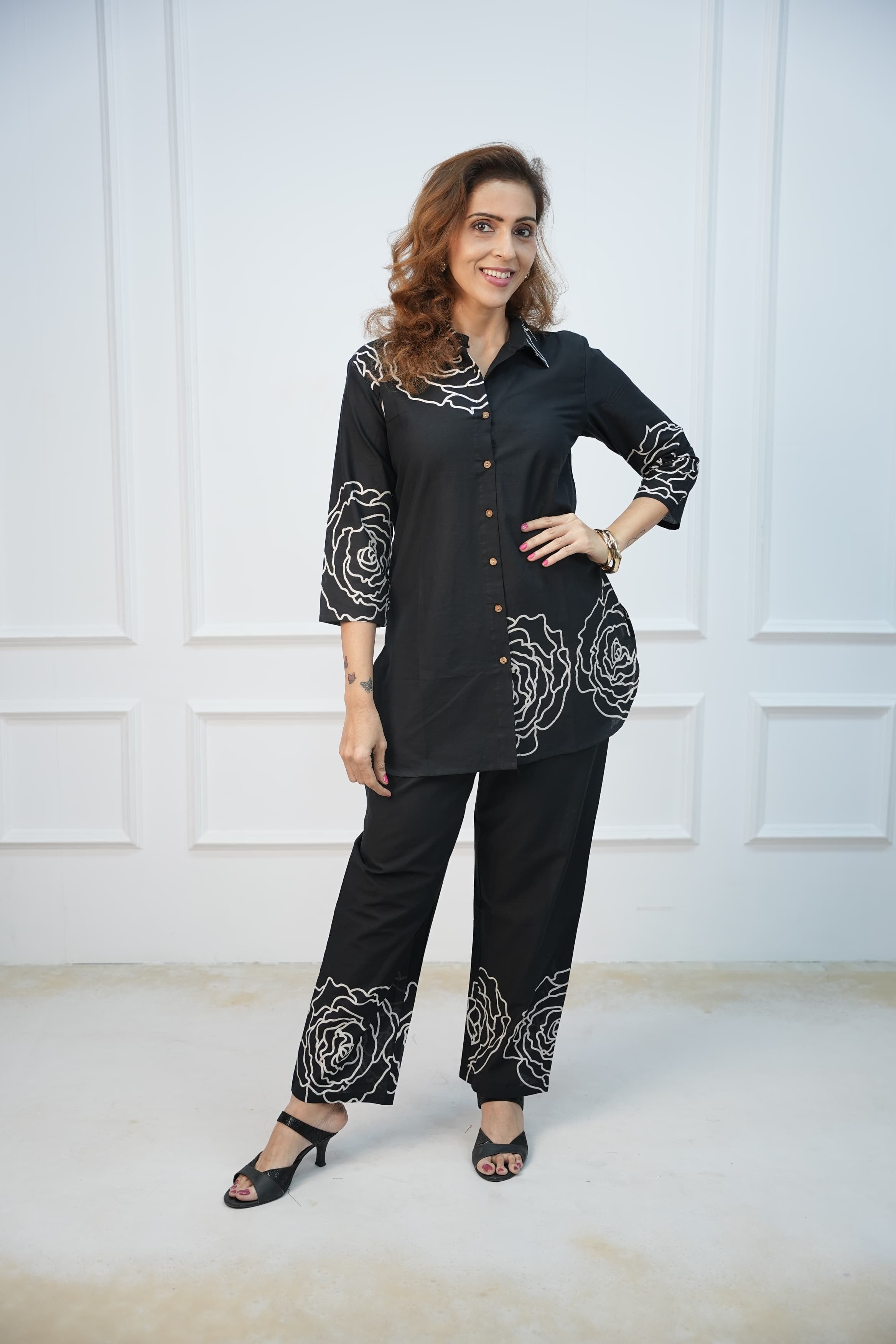 Black Rosette Feeding Co-ord