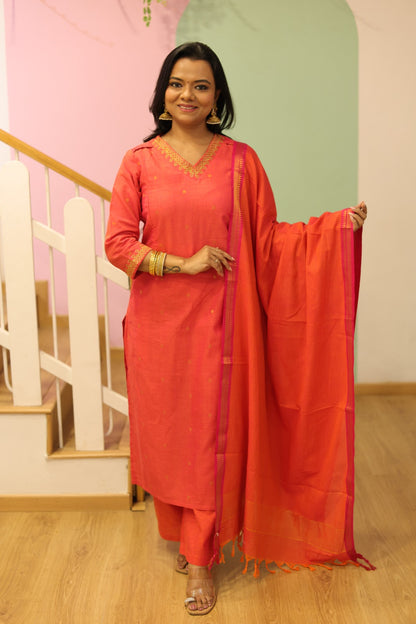 Pugazh Maternity Feeding Salwar Set