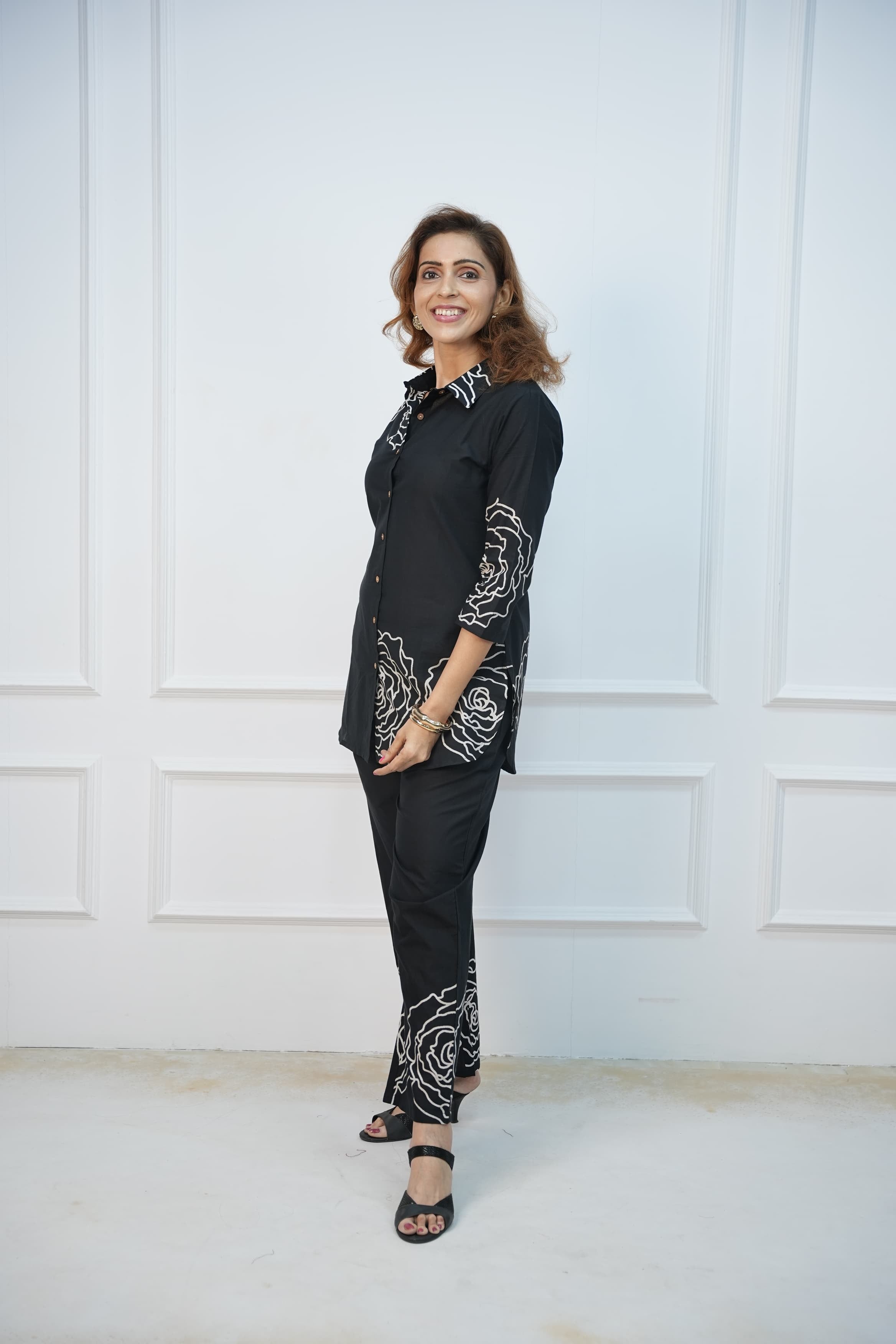 Black Rosette Feeding Co-ord