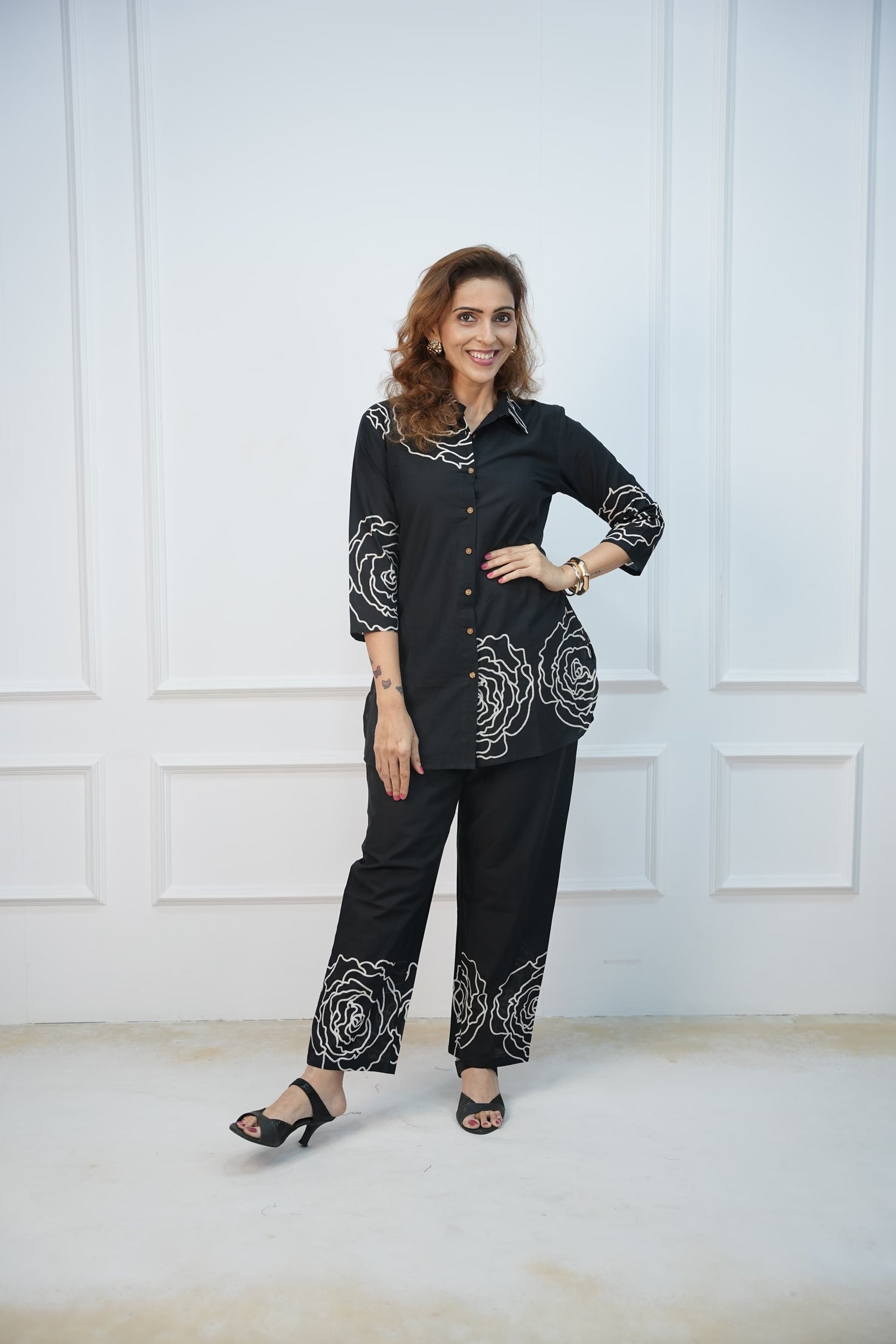 Black Rosette Feeding Co-ord