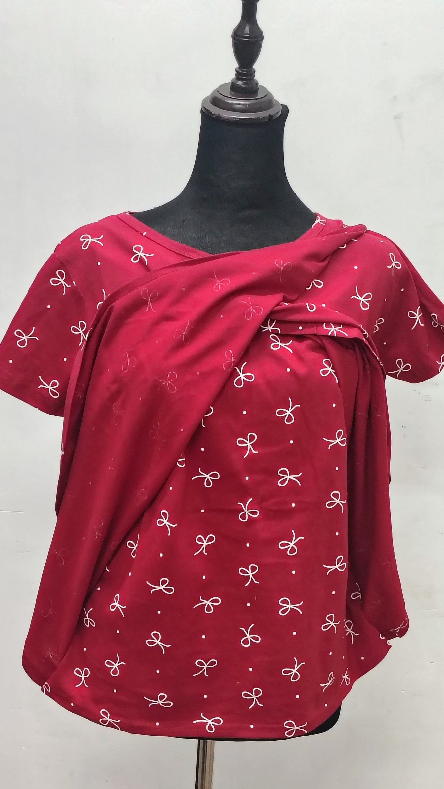 Red Bow Zipless Feeding T-Shirt