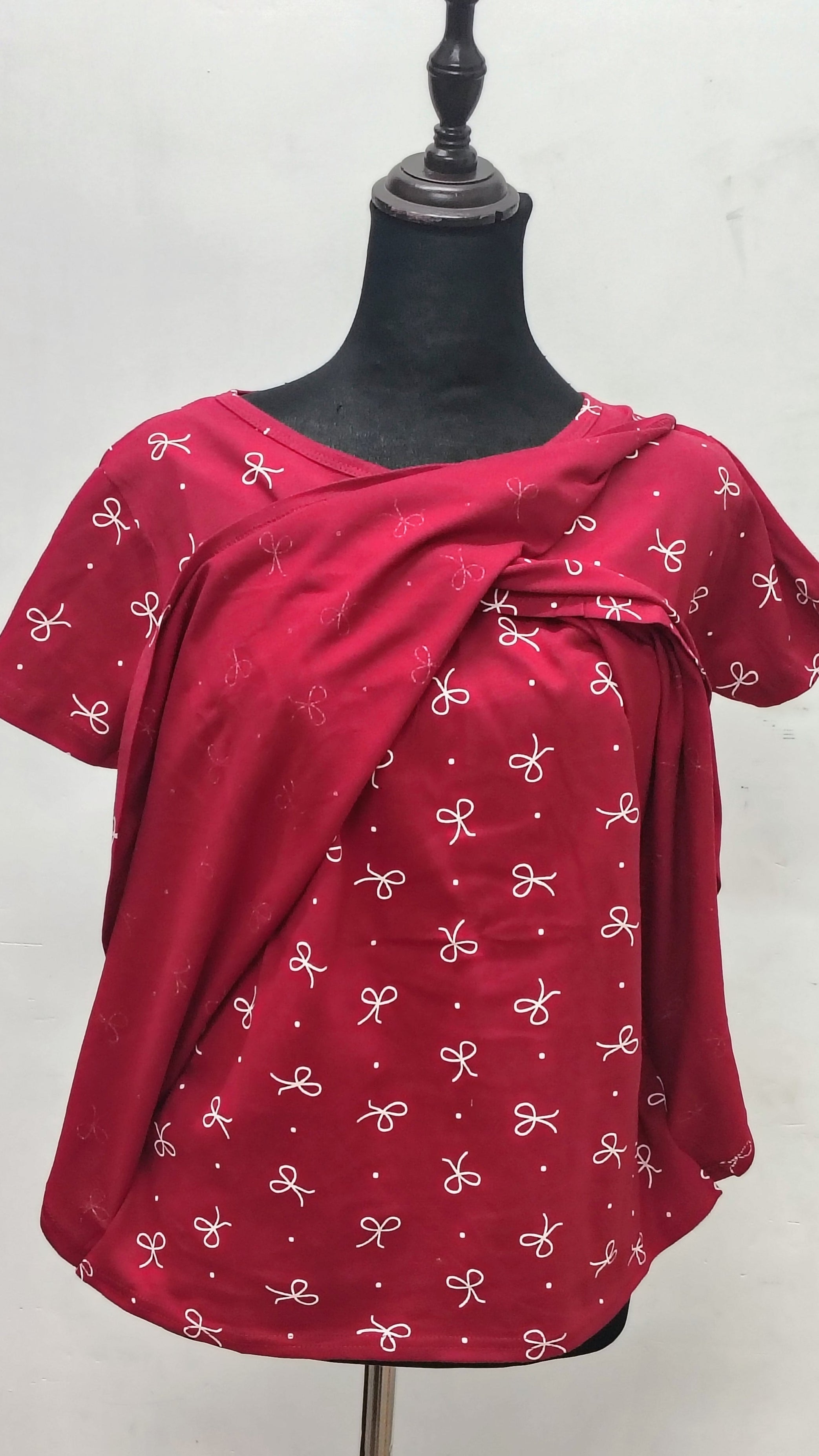 Red Bow Zipless Feeding T-Shirt