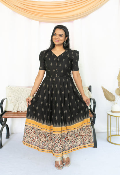 Cinnamon Maternity Feeding Frock