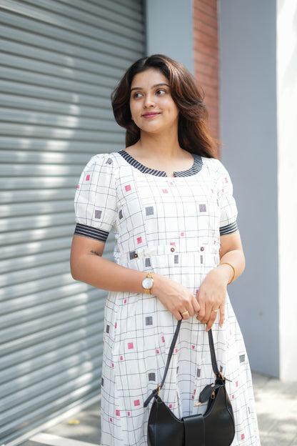 Sugar love maternity feeding dress