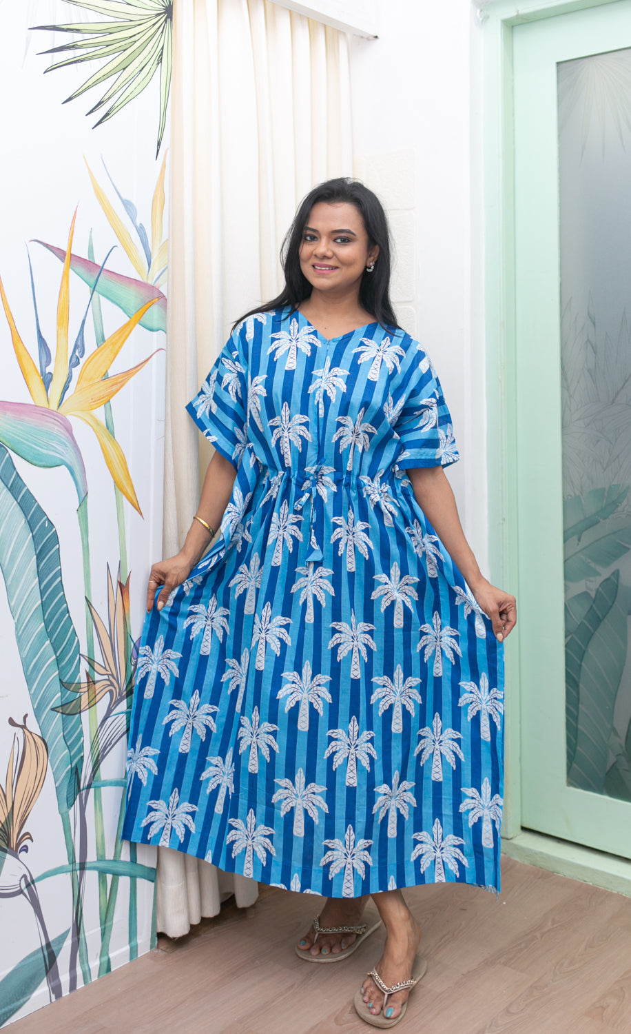 Blue Tree Feeding kaftan