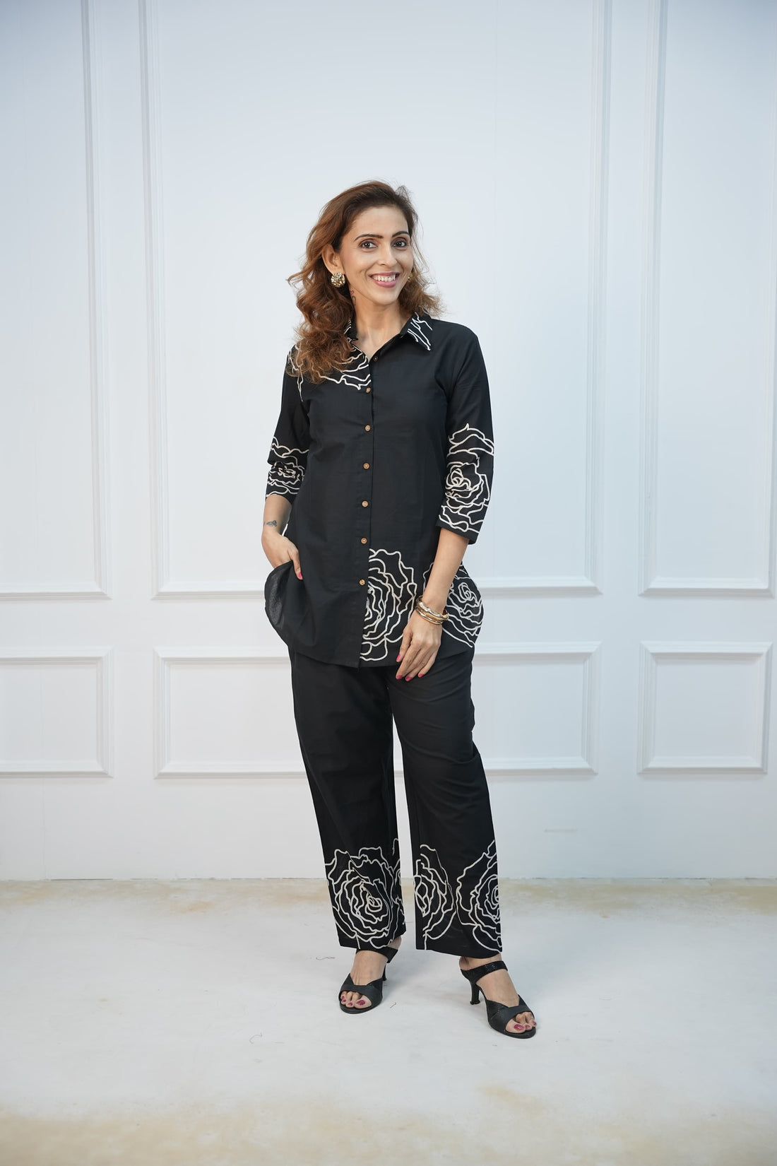 Black Rosette Feeding Co-ord