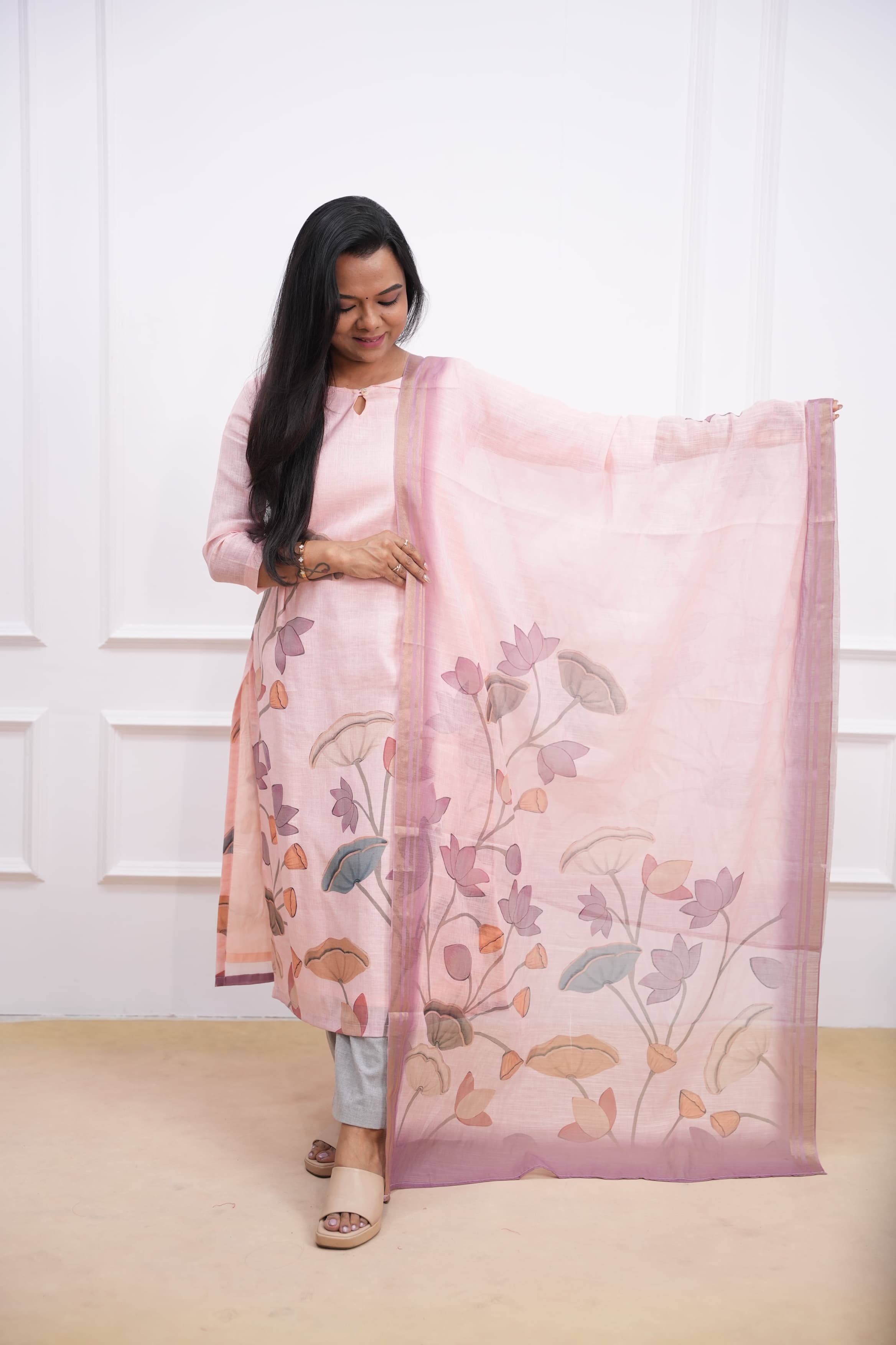 Painted Petals Maternity Feeding Top and Dupatta