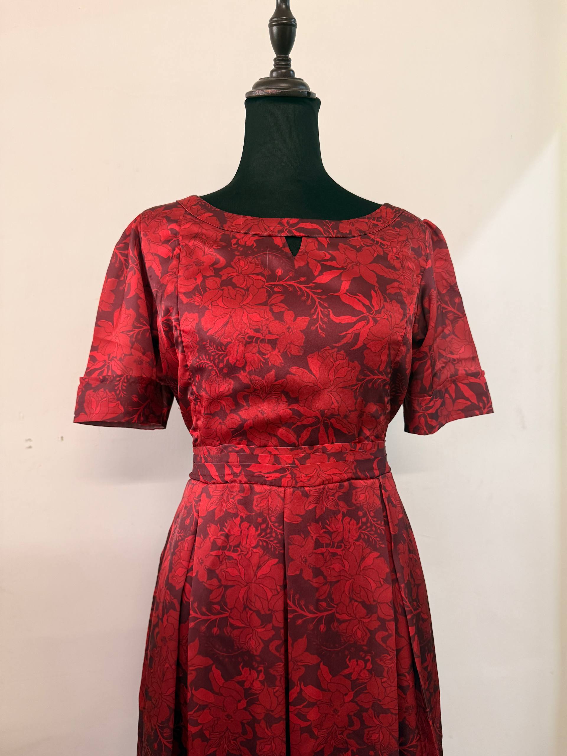 Red Amore Maternity Feeding Dress