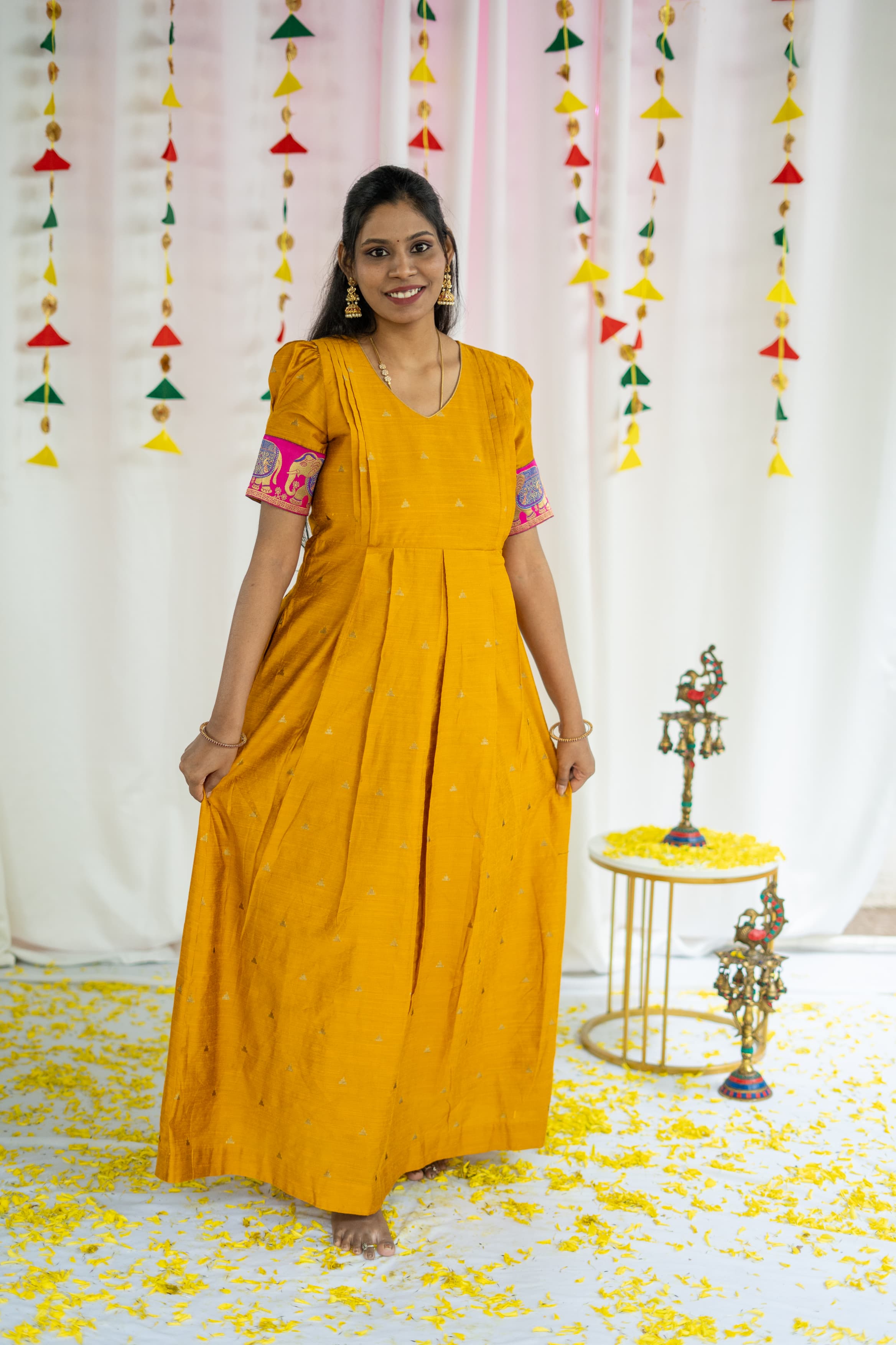 Manjal Veyil Maternity Feeding Maxi