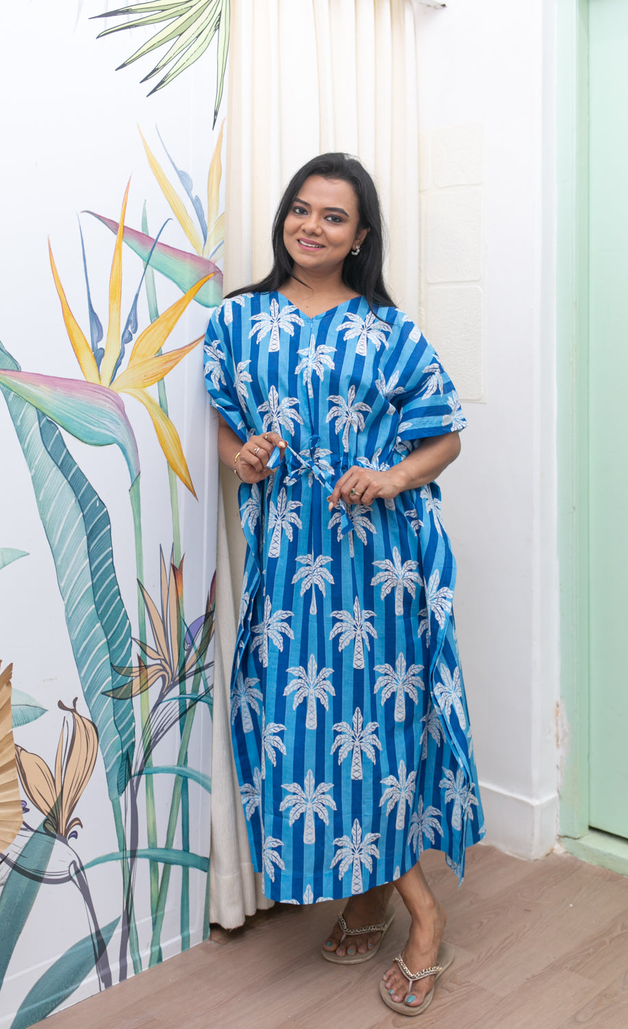 Blue Tree Feeding kaftan