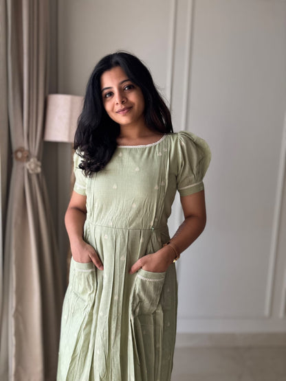Grateful Maternity Feeding Frock
