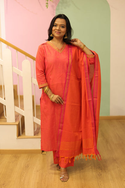 Pugazh Maternity Feeding Salwar Set