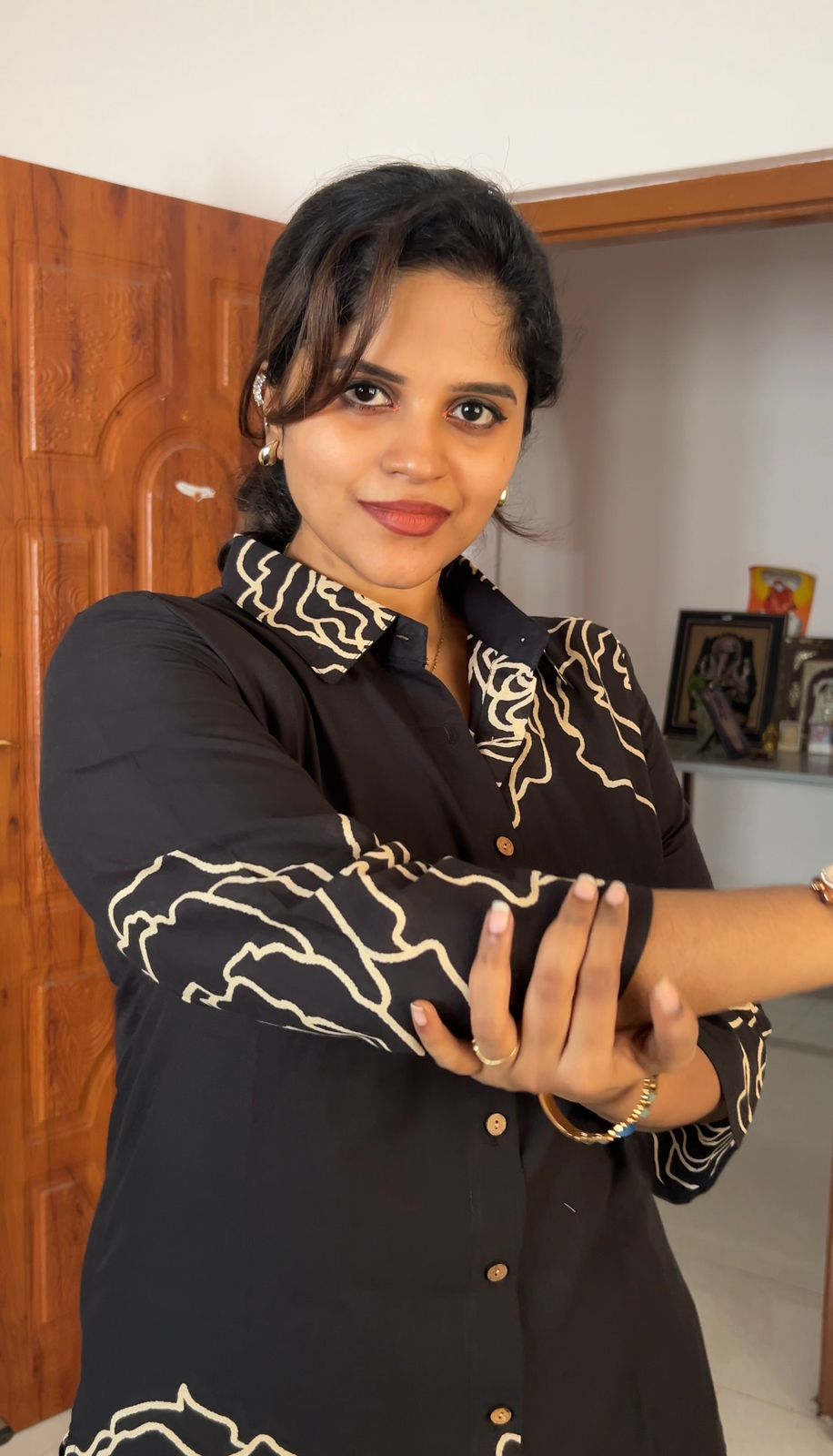 Black Rosette Feeding Co-ord