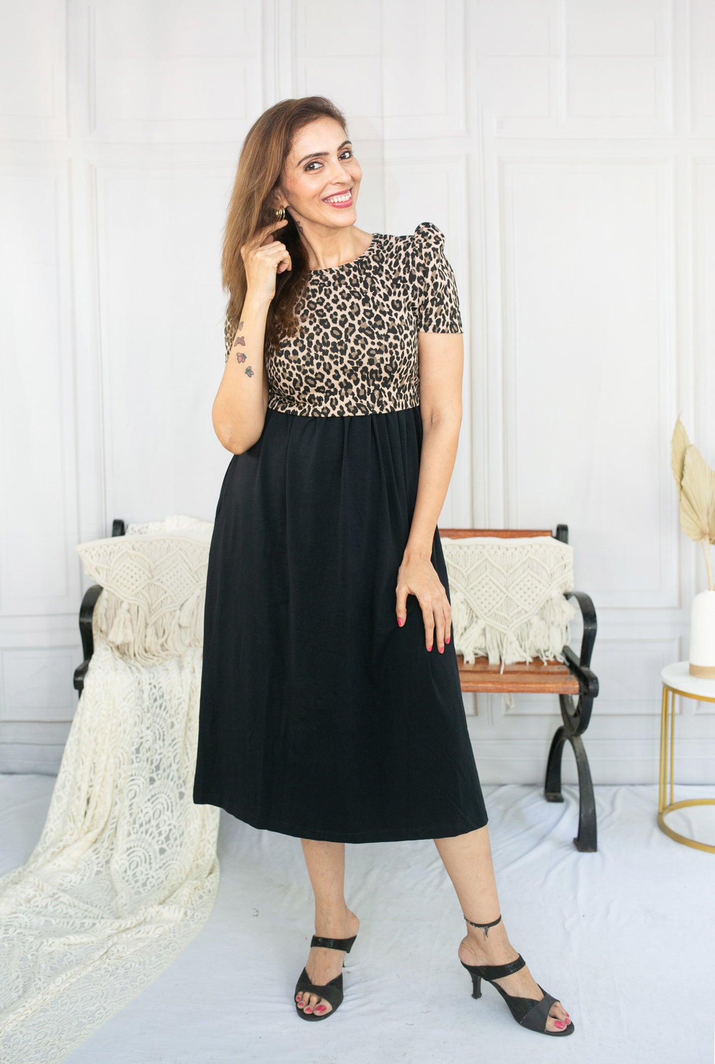 The Roar Zipless feeding frock