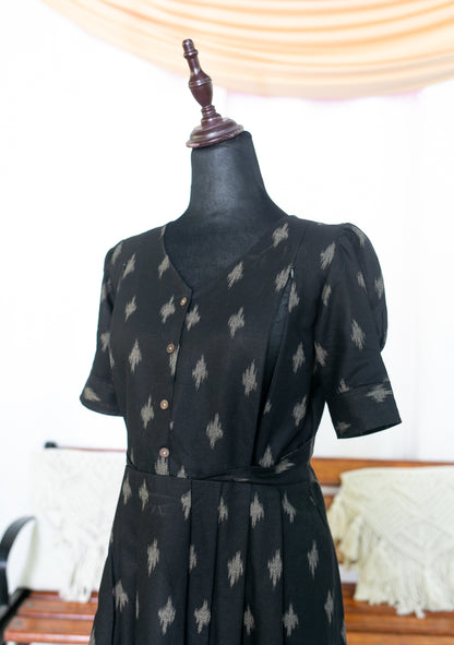 Cinnamon Maternity Feeding Frock