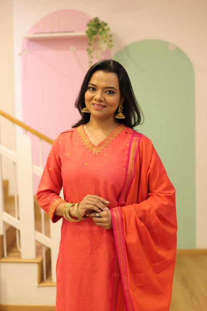 Pugazh Maternity Feeding Salwar Set