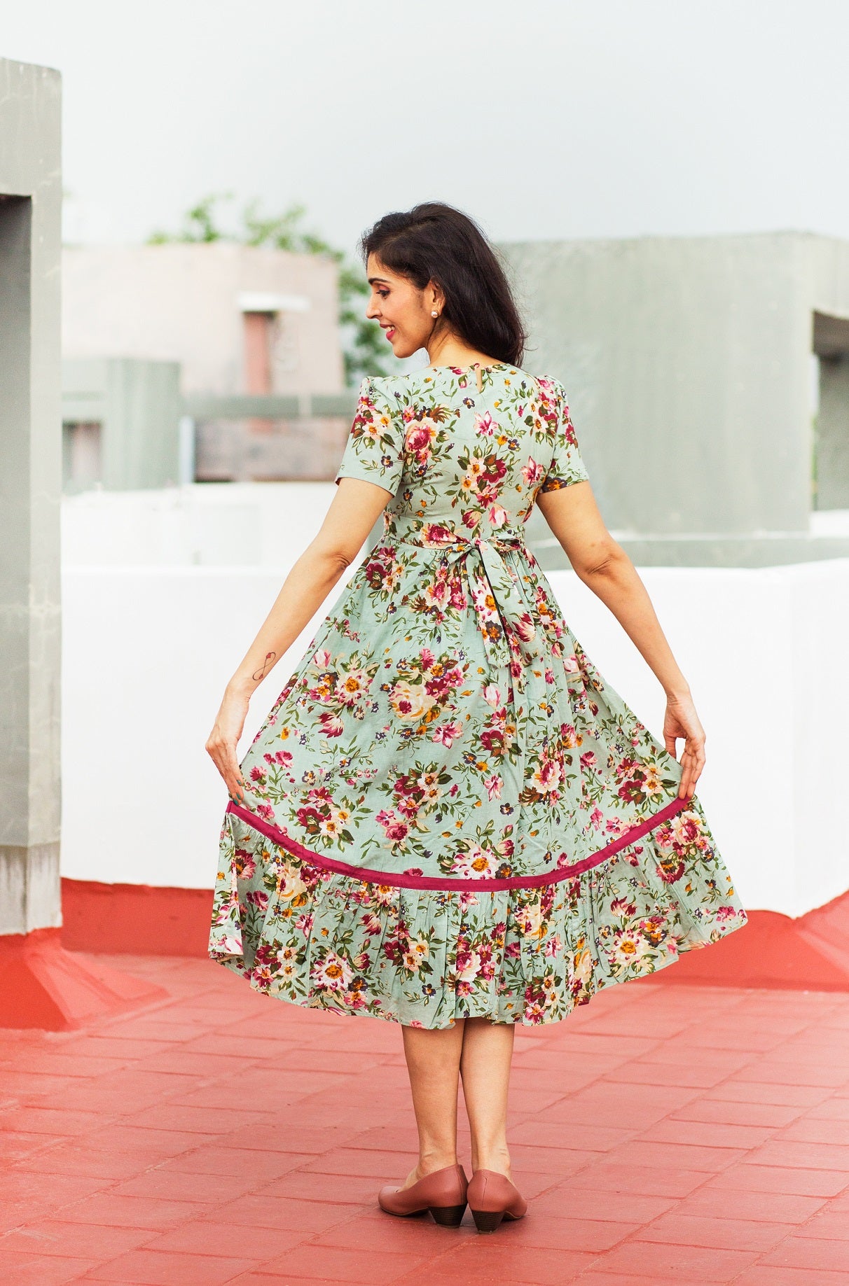 English Rose Maternity Feeding Dress