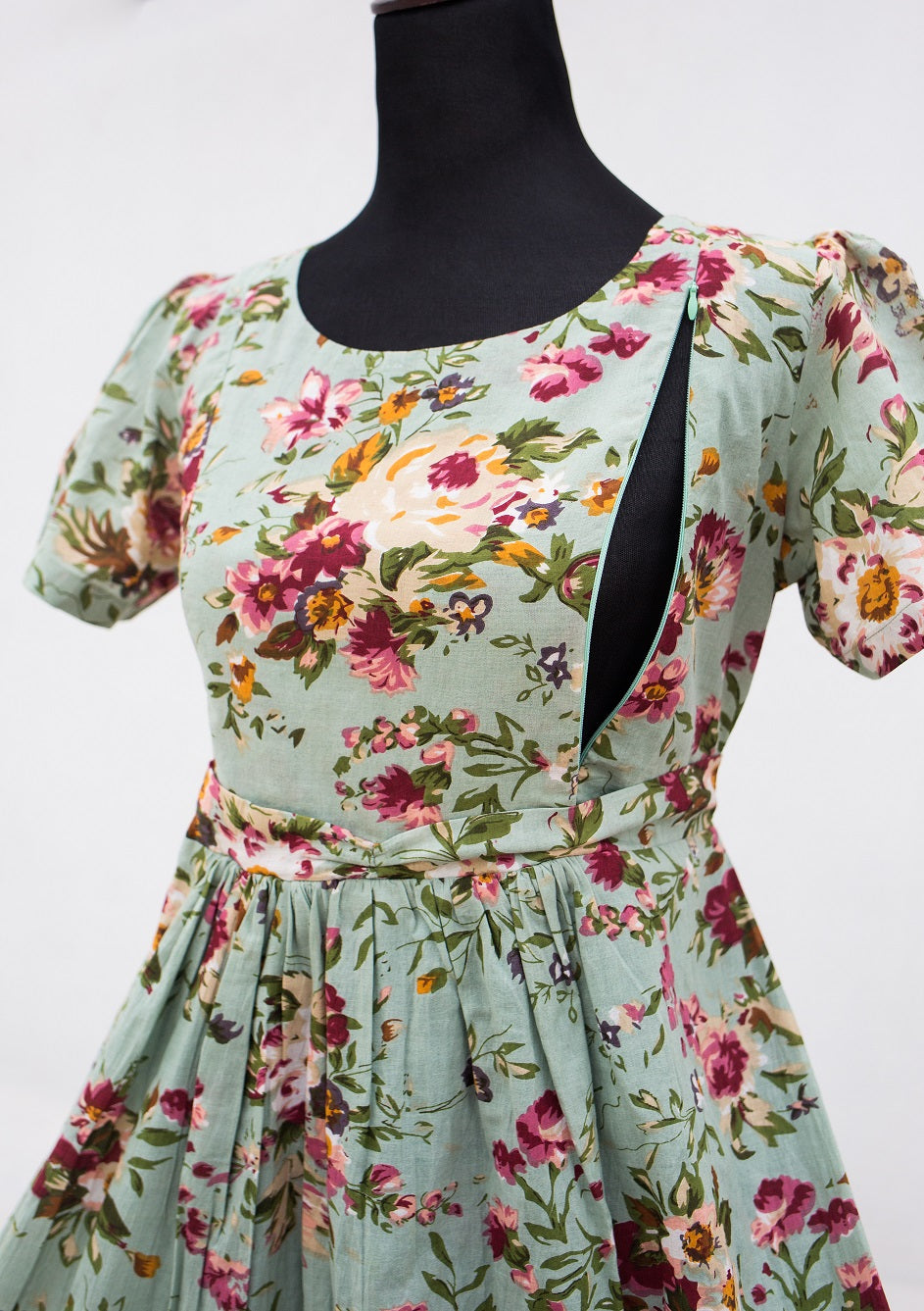 English Rose Maternity Feeding Dress